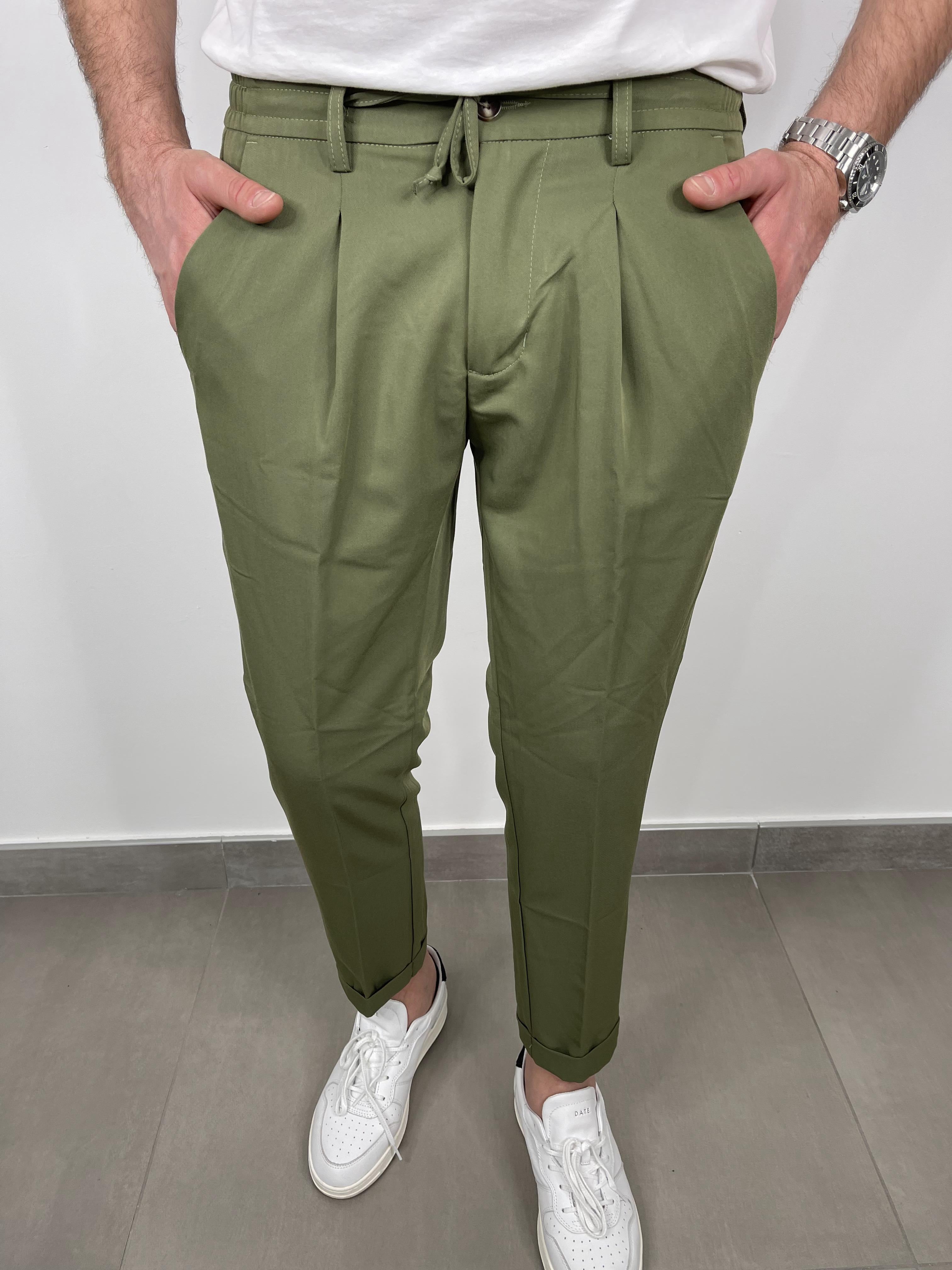 PANTALONI CON ELASTICO